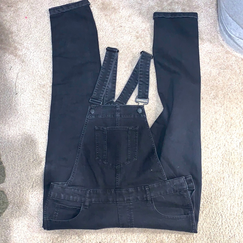 Black GAP overalls